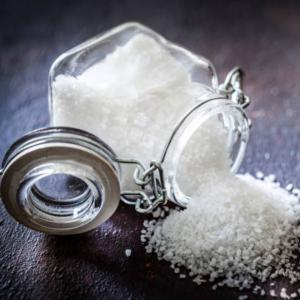 Mẹo Nhỏ Hưu Ích Nhà Bếp Bằng Muối